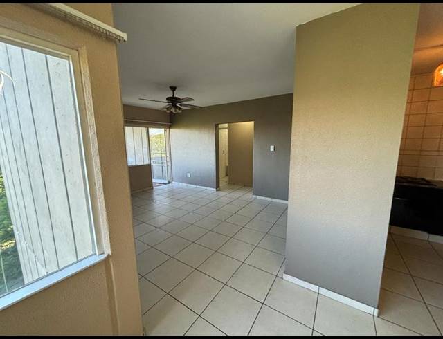 2 BEDROOM APARTMENT FOR SALE IN PRIMROSE HILL